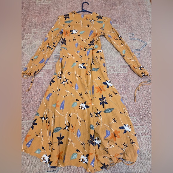 Urban Outfitters 'Audrey' orange floral tie waist midi wrap dress size xs p - Picture 10 of 10